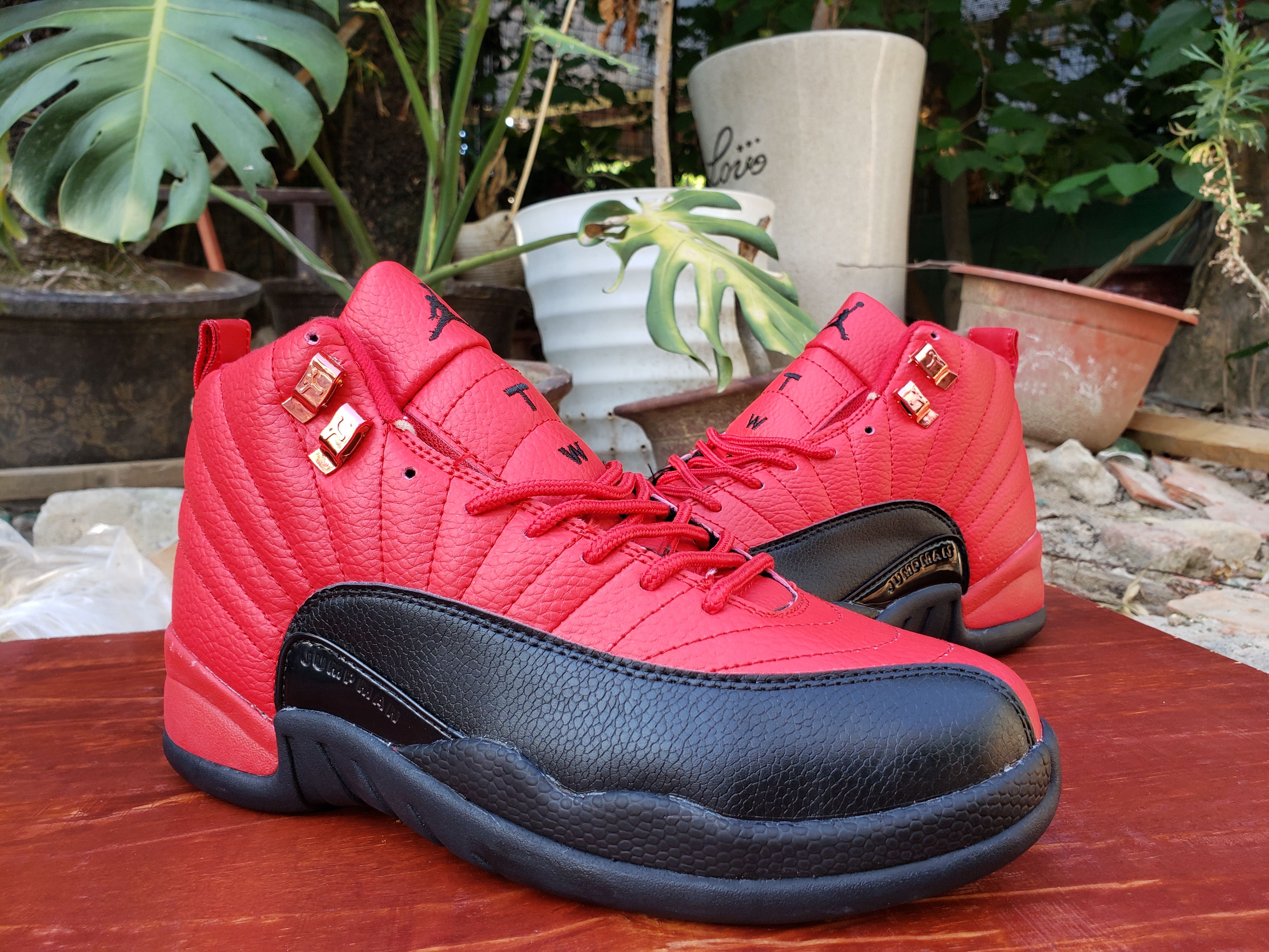 Air Jordan 12 Red Black Shoes